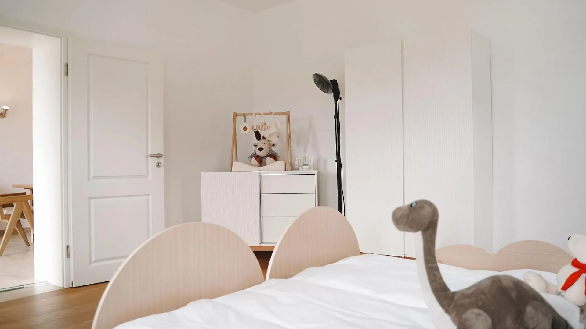 Black Horse Family Apartment - Barrierearm - Pfotenglueck - Familienzeit By Loewenherz Homes Stephanskirchen 0*,
