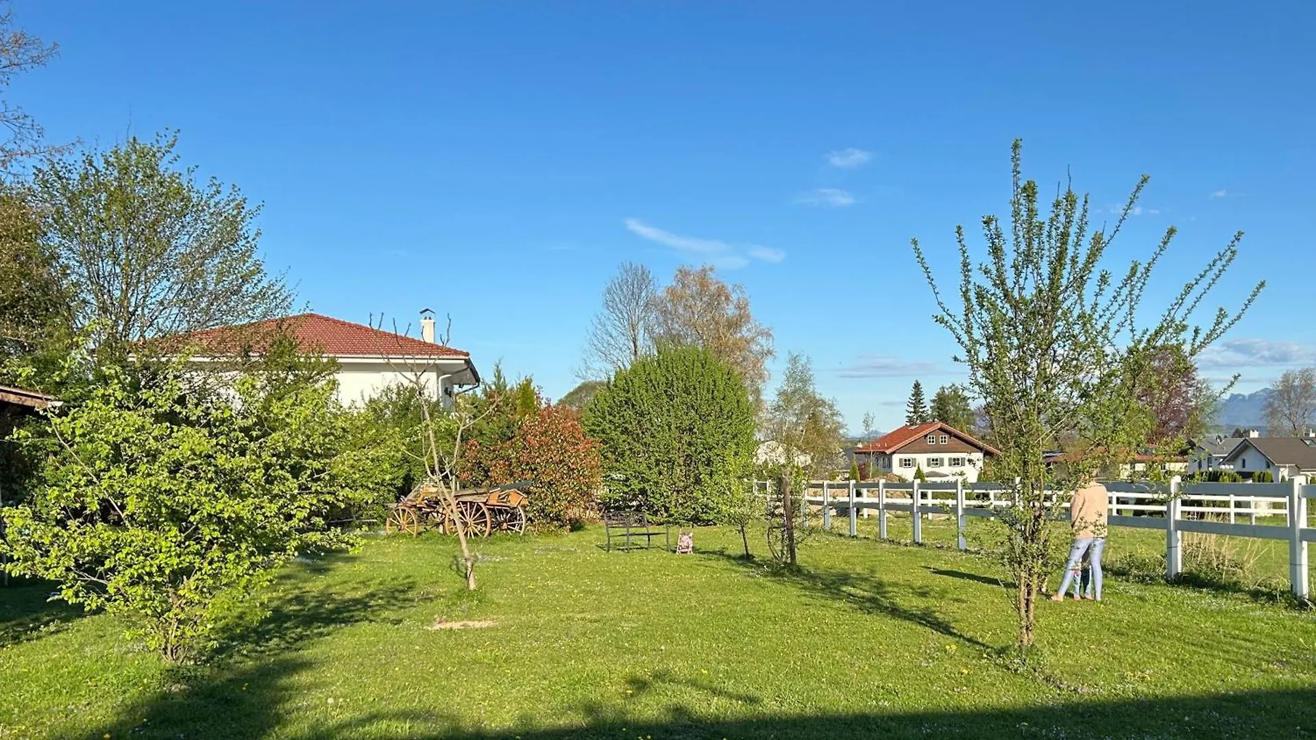 Black Horse Family Apartment - Barrierearm - Pfotenglueck - Familienzeit By Loewenherz Homes Stephanskirchen Germany